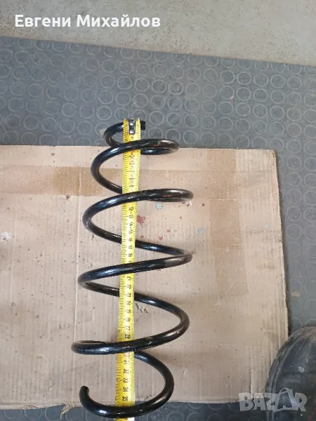 Предни пружини за Мерцедес В 200 , снимка 1