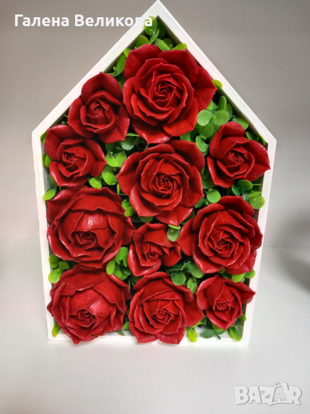 Декорация къщичка с рози, снимка 1