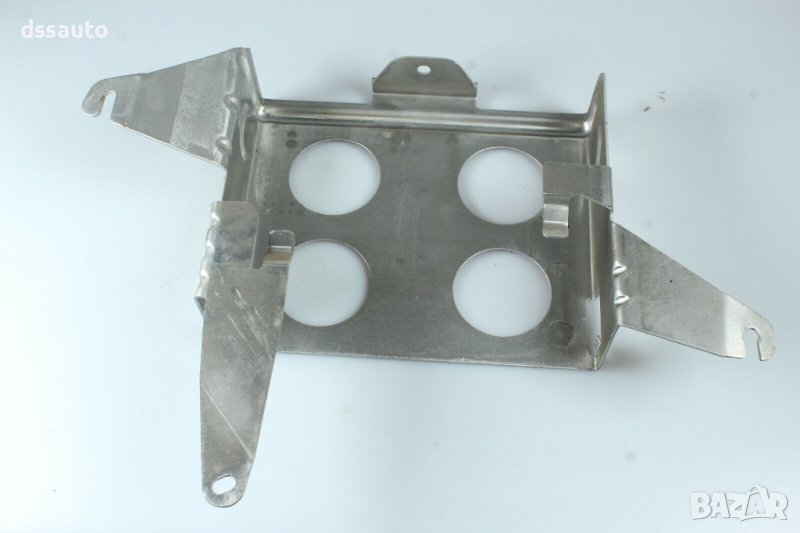 Стойка ТВ Тунер Mercedes W220 W215 W210 2208271714, снимка 1