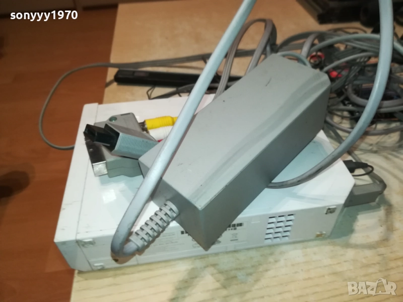 NINTENDO WII С АДАПТЕР И КАБЕЛИ 0211250526, снимка 1