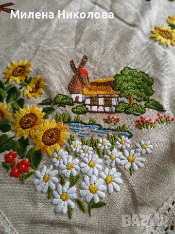 Голяма бродирана покривка, снимка 7 - Покривки за маси - 56043664
