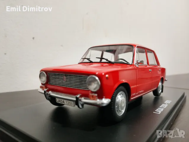 Колекционерско моделче на ВАЗ-2101, Жигули, в мащаб 1:24, снимка 2 - Колекции - 39713720