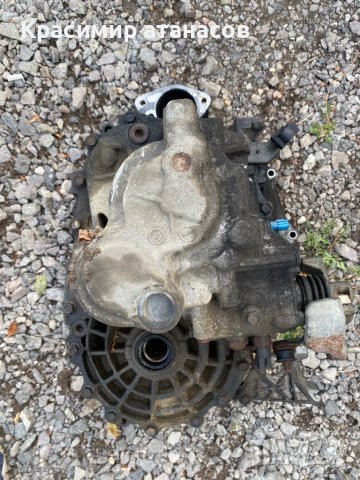 Ръчна скоростна кутия за Нисан х-трейл T30.2.2DCI.2006г, снимка 5 - Части - 41779324