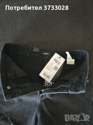 Панталон , снимка 3 - Къси панталони и бермуди - 50698646