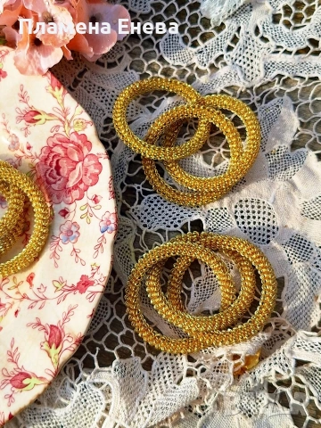 Комплект от 11 броя пръстени за салфетки , снимка 4 - Аксесоари за кухня - 53613952
