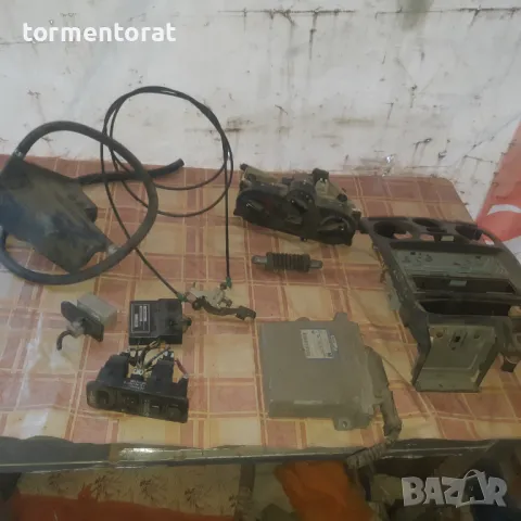 Мицубиши Каризма останали части, снимка 4 - Автомобили и джипове - 19895984