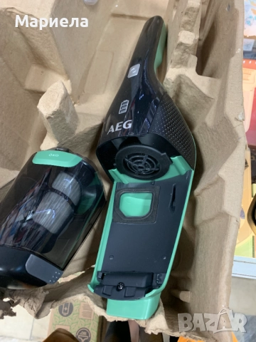 Вертикална прахосмукачка AEG Ergorapido Cx7-2-45Mo 2 в 1, без торба, 45 минути работа, снимка 2 - Прахосмукачки - 52051899