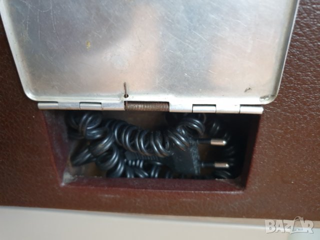 Много рядък грамофон LA VOIX DE SON MAITRE, снимка 9 - Антикварни и старинни предмети - 41101008