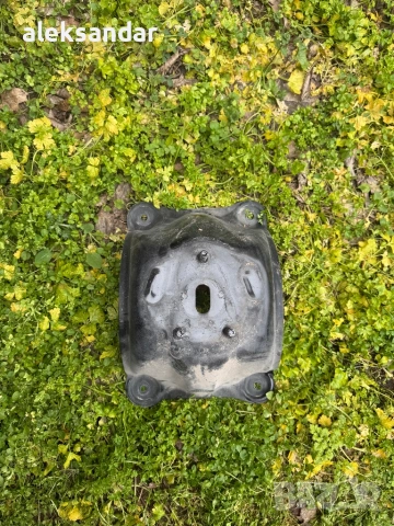 Стоика стойка резервна гума Toyota Rav-4 (2006-2011г.) Rav4 , снимка 2 - Аксесоари и консумативи - 53671653