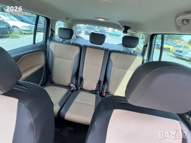 Opel Zafira tourer 1.6 турбо 150к.с, снимка 12 - Автомобили и джипове - 55898892