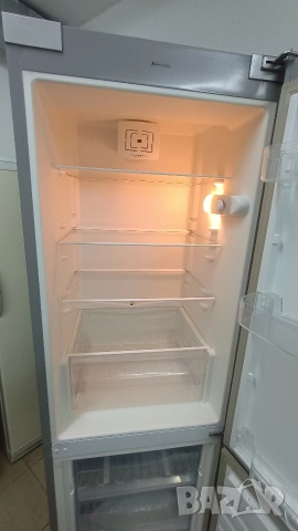 Хладилник с фризер АEG А++, снимка 5 - Хладилници - 52800490
