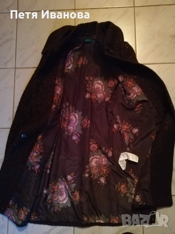 палто Benetton , снимка 2 - Палта, манта - 53001839