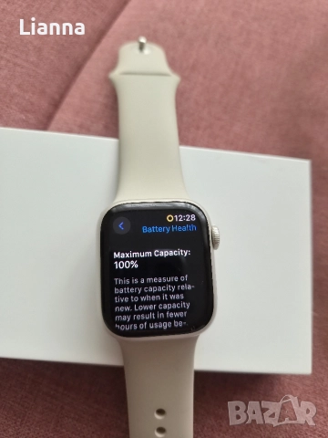 Apple Watch Series 8 41MM, снимка 2 - Смарт гривни - 52646331