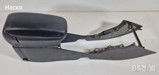 Подлакътник Toyota Avensis T25 Тойота Авенсис Т25 2003г-2008г