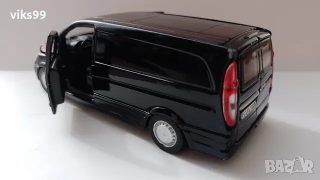 Bburago - Mercedes-Benz Vito - Мащаб 1:32, снимка 10 - Колекции - 48425201