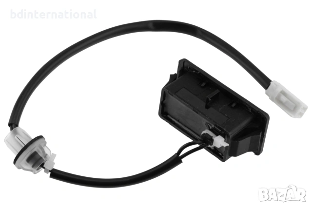 GS2A-62-4B0B Бутон за отваряне на багажник Mazda, 6 GH Комби, 2 ПИН, снимка 5 - Части - 53751757