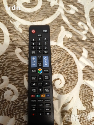 Телевизор Самсунг , снимка 3 - Телевизори - 53012997