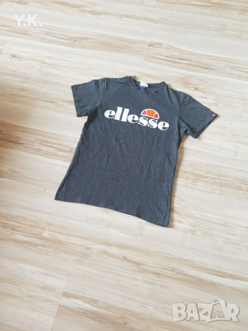 Оригинална дамска тениска Ellesse, снимка 2 - Тениски - 36336540