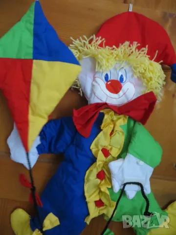 Клоун с хвърчило  за окачване на стена , снимка 3 - Други - 50239645