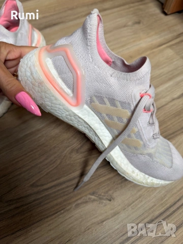 Оригинални маратонки adidas (WMNS) adidas UltraBoost! 36 н, снимка 3 - Маратонки - 53660123