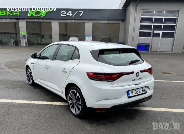 Renault Megane 1.5 Blue DCI, Facelift, снимка 5 - Автомобили и джипове - 53458390