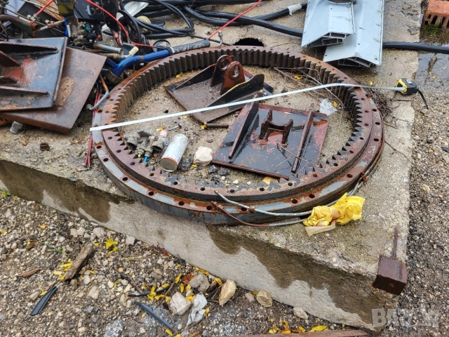 Долна част от верижен багер.Лагер, снимка 10 - Индустриална техника - 43315194