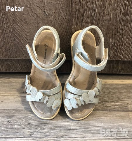 Детски сандали Apawwa 29 номер (Размер на Стелката 18 см), снимка 3 - Детски сандали и чехли - 41119184