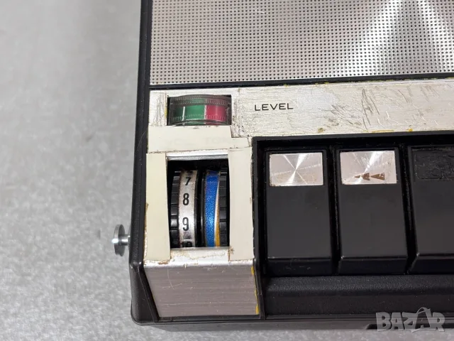 Преносим Касетофон (cassette recorder) Standard SR-T119, снимка 4 - Радиокасетофони, транзистори - 55951006