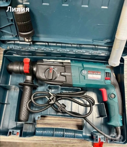 Перфоратор BOSCH, снимка 2 - Куфари с инструменти - 51852083