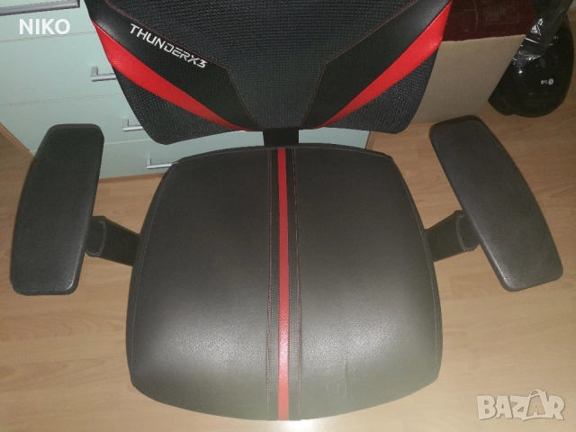 ПРОМОЦИЯ, Продавам,Геймърски стол ThunderX3 YAMA1 Черно/Червенo, снимка 3 - Столове - 51764869