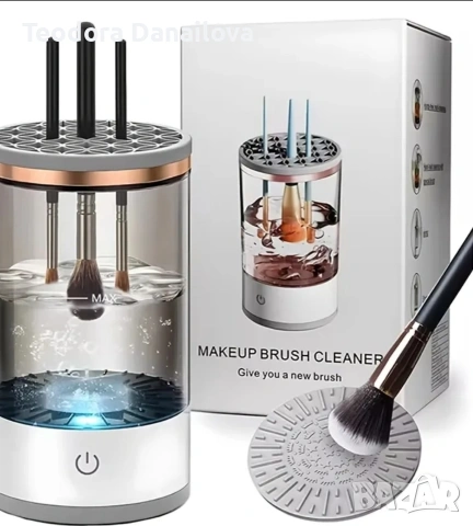 Уред за почистване на четки за грим