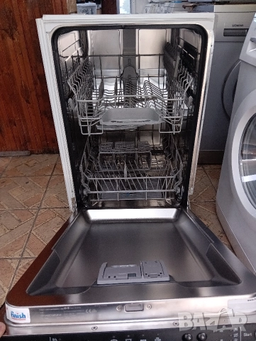 Тясна 45см съдомиялна за пълно вграждане Бош Bosch Made in Germany с две години гаранция!, снимка 4 - Съдомиялни - 52822567