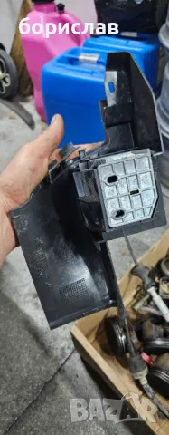 Закопчалка задна дясна седалка за БМВ е39, снимка 2 - Части - 47561804