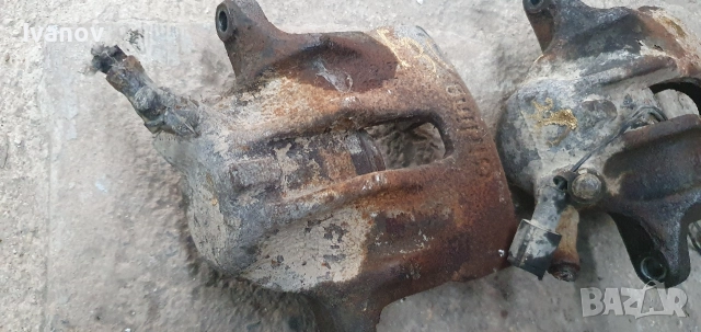 Предни спирачни апарати за бмв е30 bmw e30 front brake calipers , снимка 3 - Части - 52985273