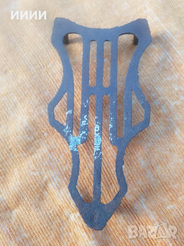 Скара за ютия на жар 4