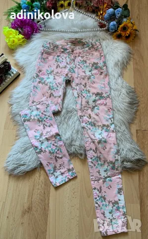 Розови дънки на цветя, снимка 1