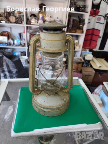 Стар фенер лампа