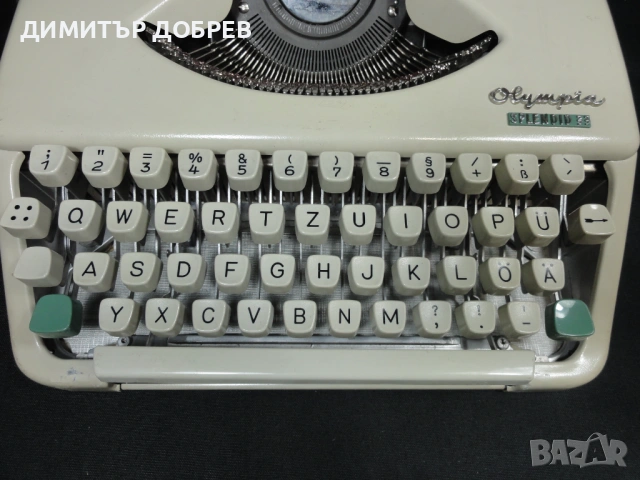 СТАРА РЕТРО ПОРТАТИВНА ПИШЕЩА МАШИНА OLYMPIA SPLENDID 33, снимка 5 - Антикварни и старинни предмети - 53749095