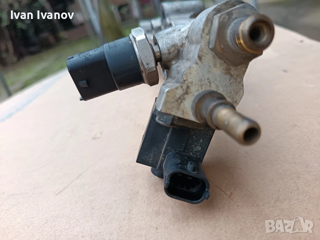 Горивна рейка с два датчика от Алфа 156SW 2.0JTS 166hp 2004г., снимка 3 - Части - 53392686