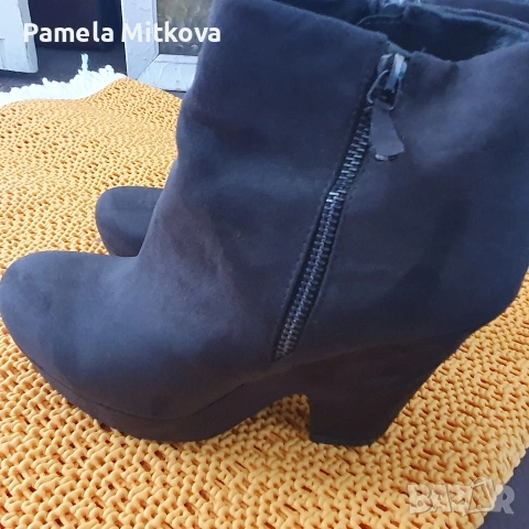 Полуботушки , снимка 2 - Дамски ботуши - 53851331