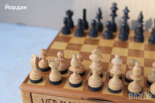 Неизползван дървен туристически шах от '' ГДР '' с магнити, снимка 4 - Колекции - 40196771