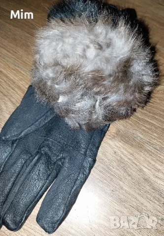 Черна кожа от естествена кожа с заешка подплата 