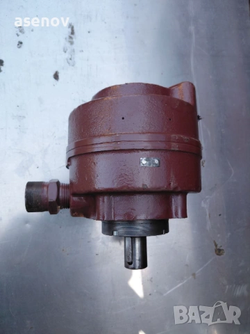 хидравлична помпа