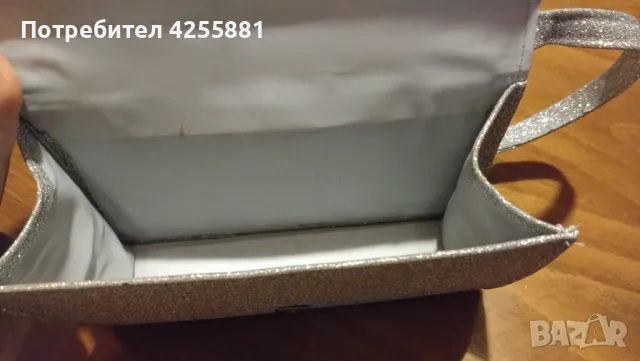 Кокетна чанта, снимка 4 - Чанти - 48352192