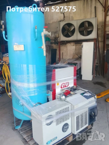 Винтов компресор Gardner Denver ESM7 бутилка 500л изсушител, снимка 2 - Компресори - 53073899