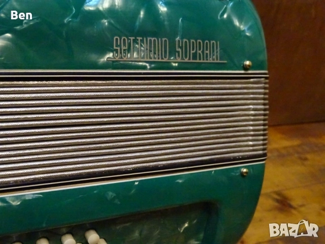 Акордеон, снимка 10 - Акордеони - 53250057