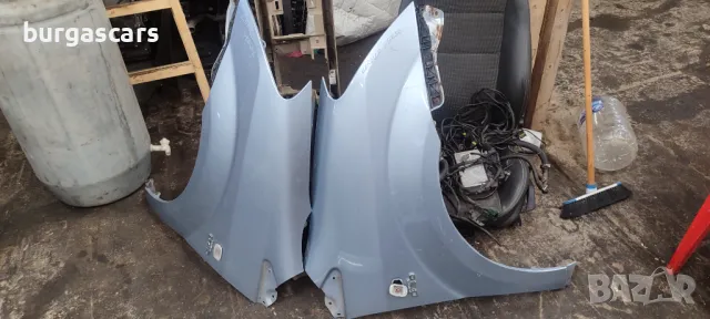 Калник ляв десен Toyota Corolla Verso 04-09г - 120лв