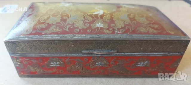 Стара бронзова кутия, снимка 4 - Антикварни и старинни предмети - 50893763