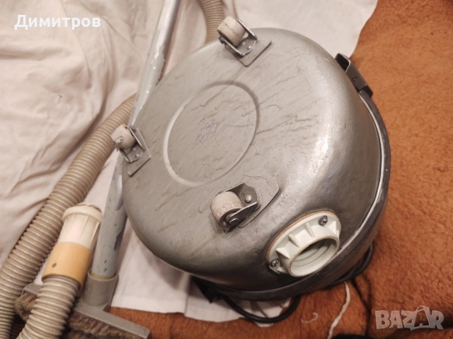 Прахосмукачка Ракета - 2 бр., снимка 5 - Прахосмукачки - 53039299