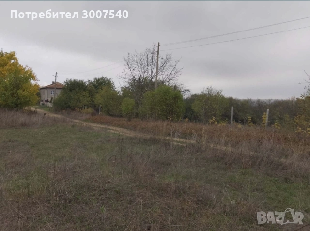 Продавам земя